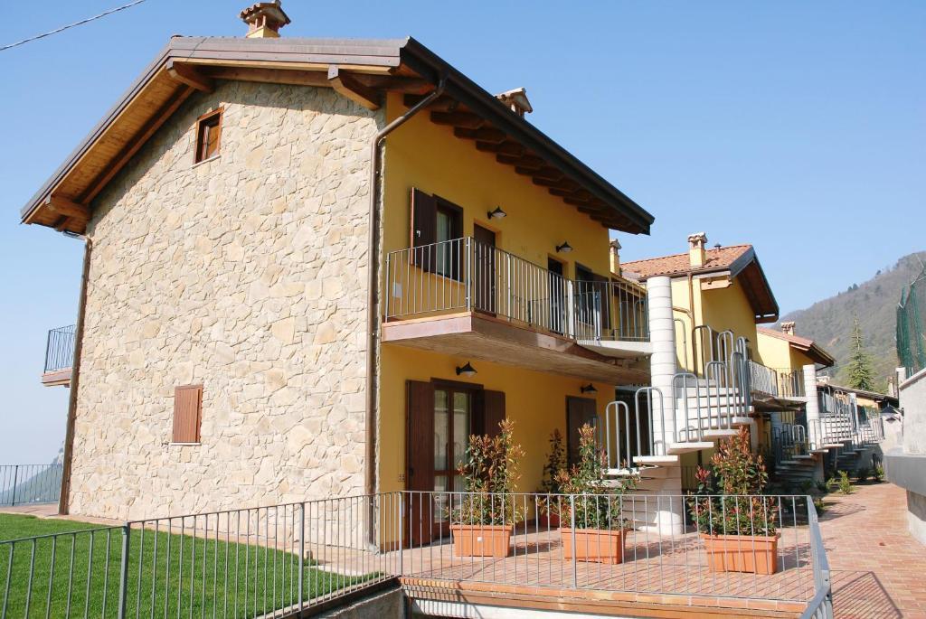 Residence Mirena - Rebomaholidays Tignale Pokoj fotografie